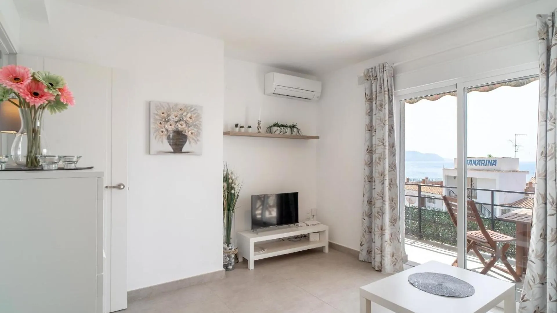 Apartment Ferienwohnung Fuer 4 Personen Ca 60 Qm In Nerja, Andalusien Costa Del Sol - B53170